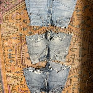 Levi & Wrangler Jean shorts - size 26